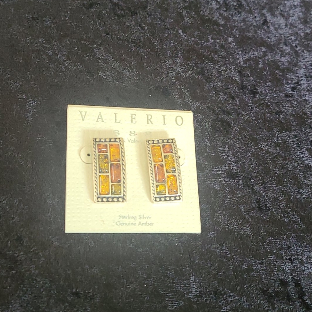 Valerio 888 Amber Earrings
